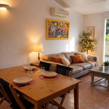 De Chloe - Cosy Avec Clim, Terrasse & Parking Prive, Apartment